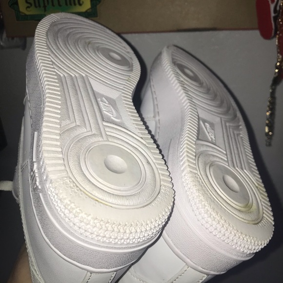 Air Force 1 Low - Picture 5 of 5